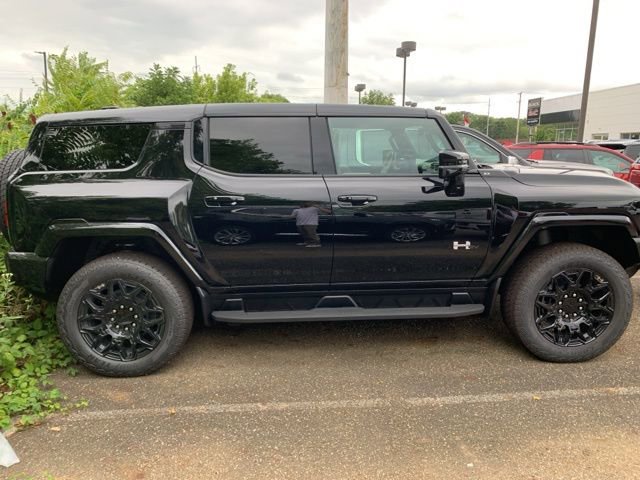 New 2026 GMC Hummer EV SUV image 3
