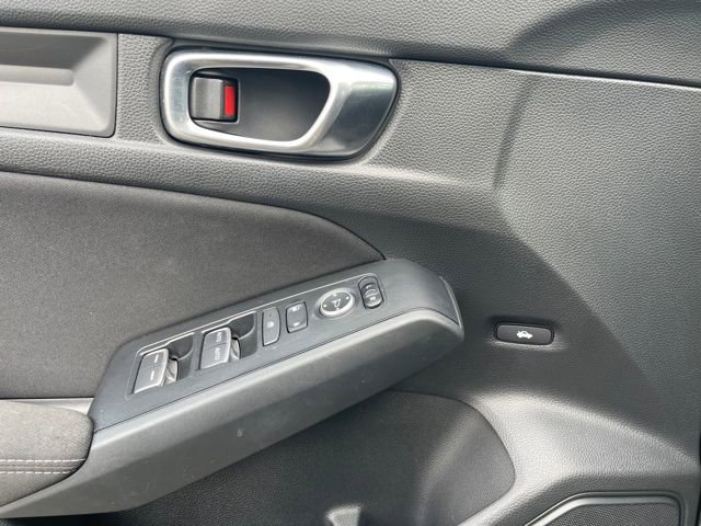 Used 2023 Honda Civic Sport image 17