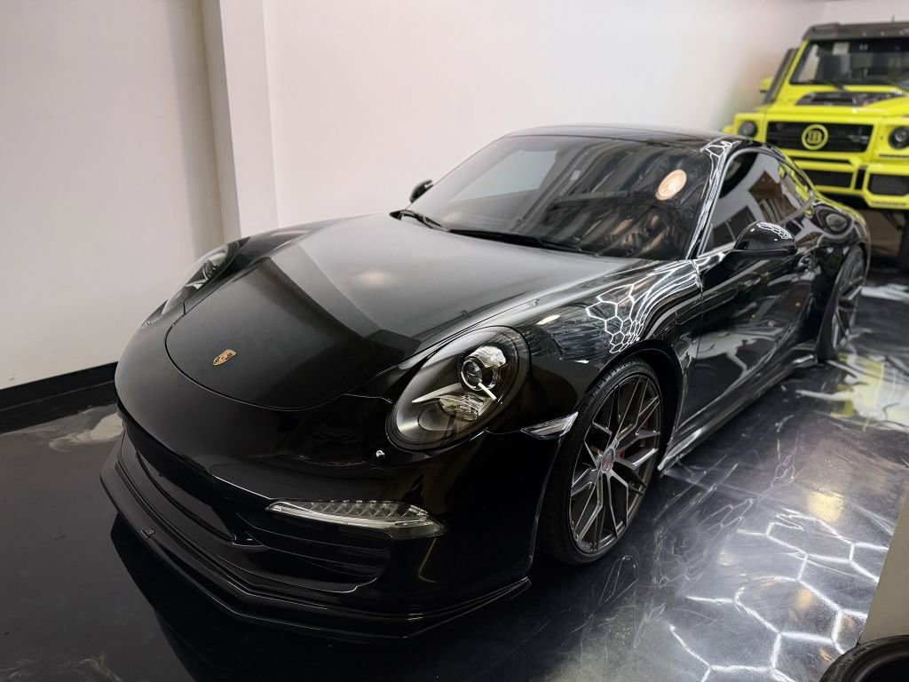 Used 2012 Porsche 911 Carrera RWD image 39