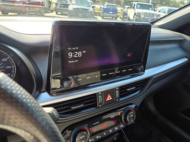 Used 2023 Kia Forte GT-Line w/ GT-Line Premium Package FWD image 18