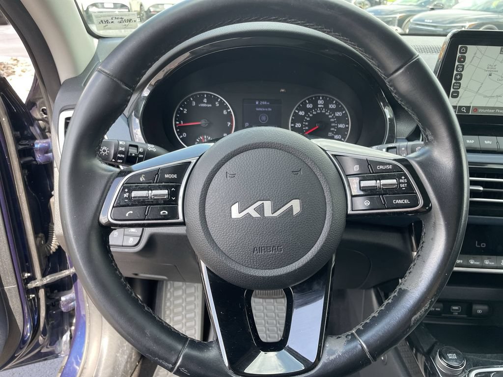 Used 2022 Kia Seltos S FWD image 15
