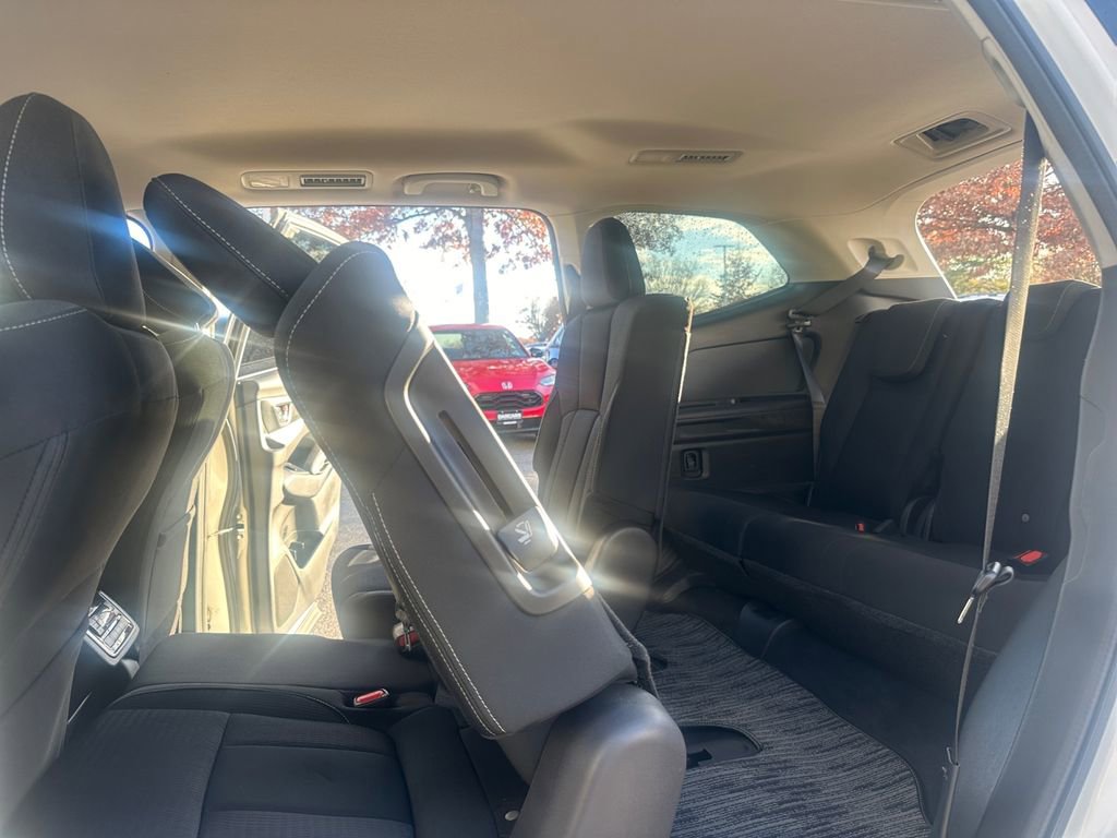 Used 2022 Subaru Ascent Premium image 27