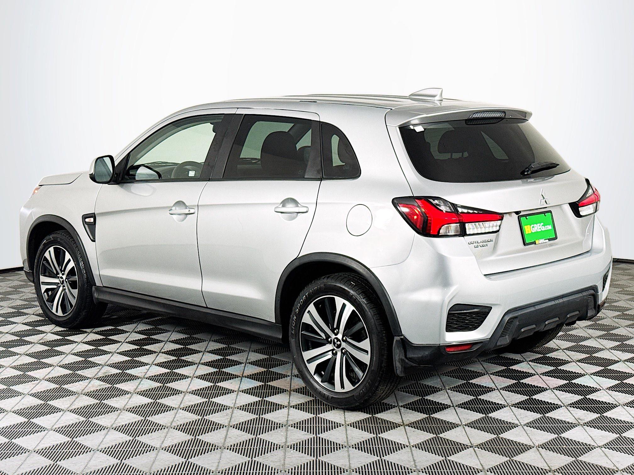 Used 2021 Mitsubishi Outlander Sport ES image 6