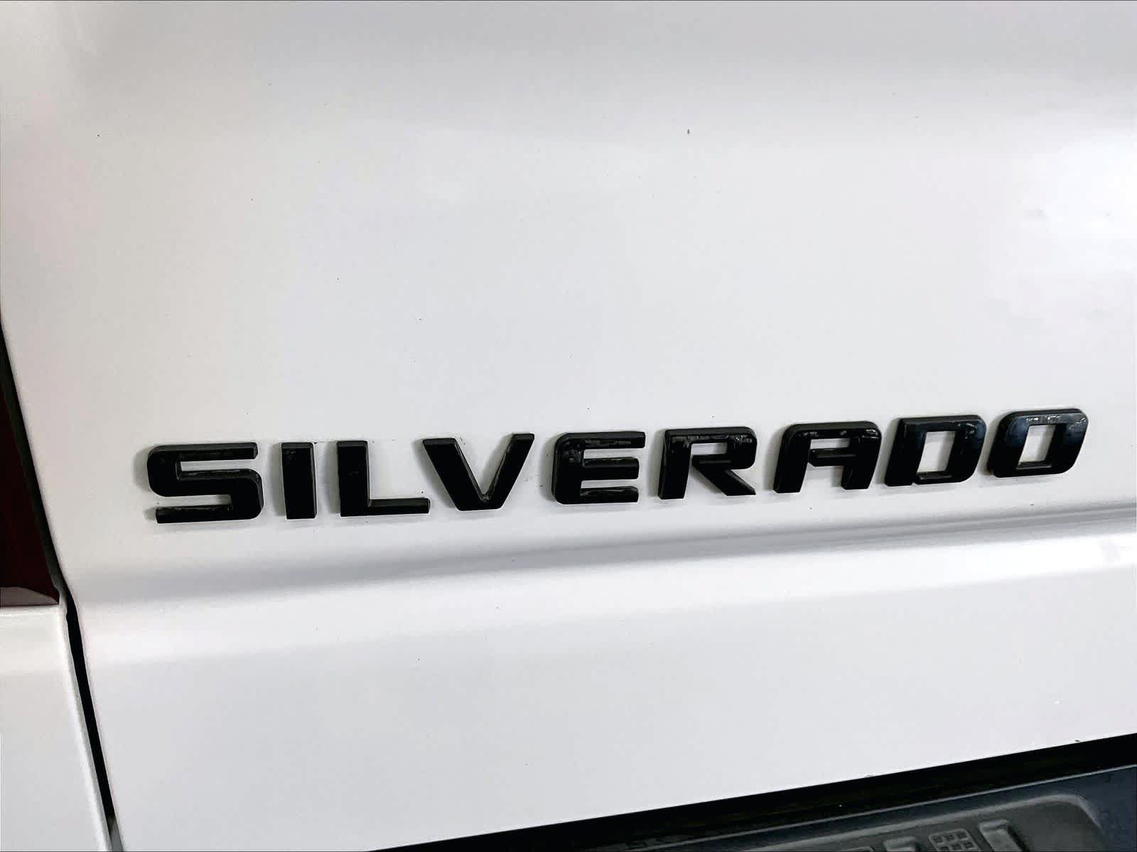 Used 2022 Chevrolet Silverado 1500 LT Trail Boss w/ Convenience Package II AWD/4WD image 11