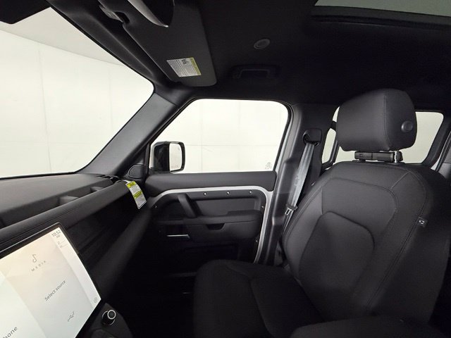 New 2026 Land Rover Defender 110 S AWD/4WD image 18