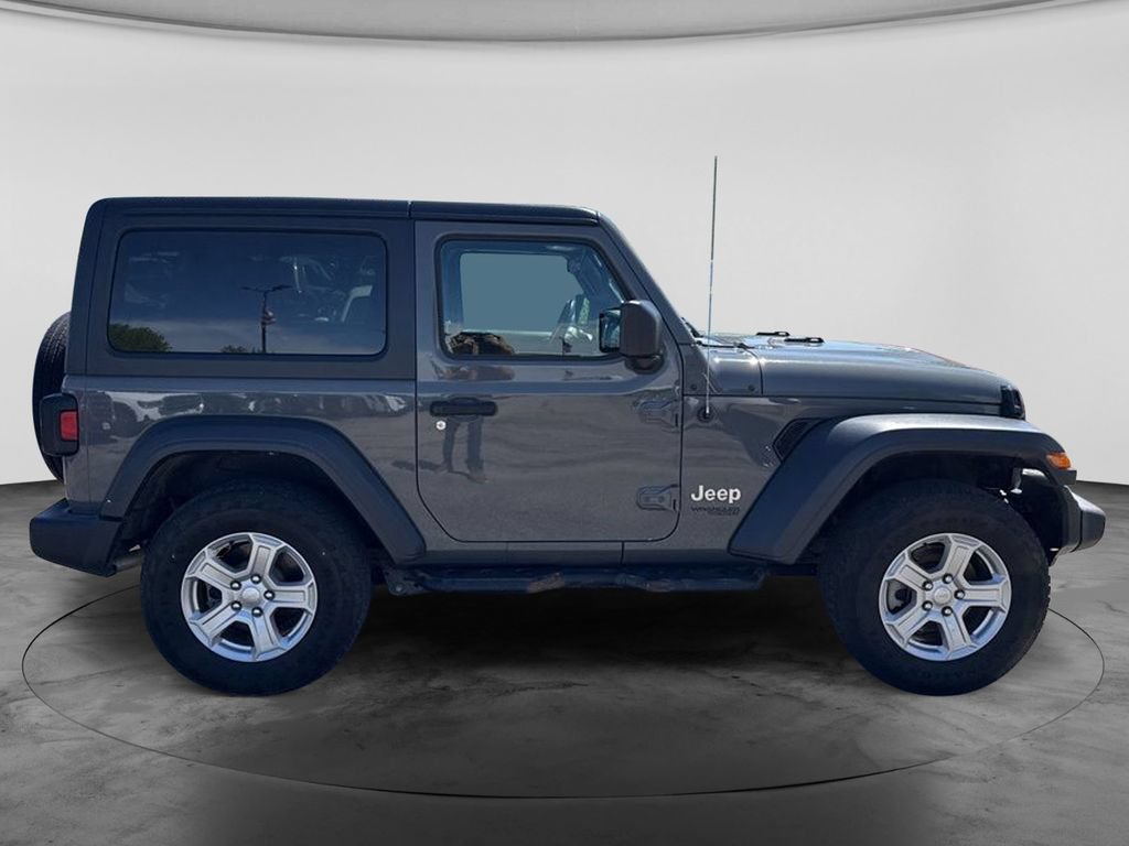 Used 2019 Jeep Wrangler Sport AWD/4WD image 2