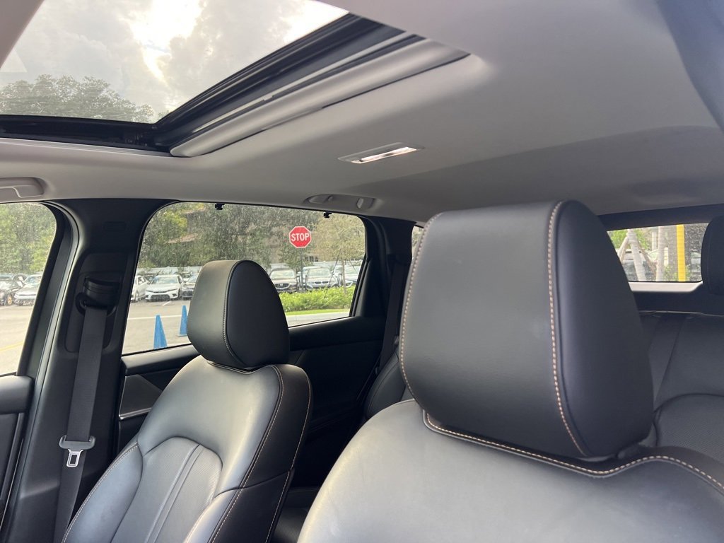 Certified 2025 MAZDA CX-70 3.3 Turbo w/ Preferred Package image 23