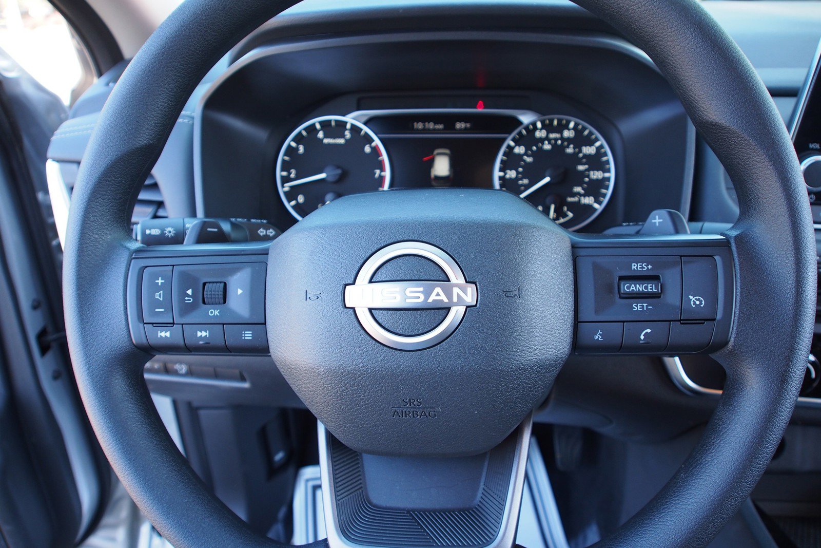 Used 2025 Nissan Rogue S FWD image 21