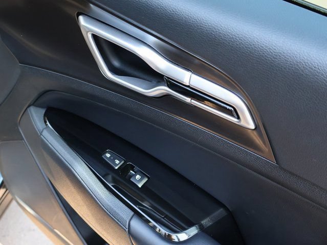 Used 2023 Kia Sportage EX FWD image 11