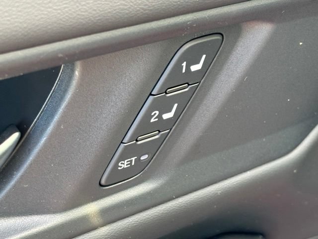 Used 2025 Honda Accord Sport image 7
