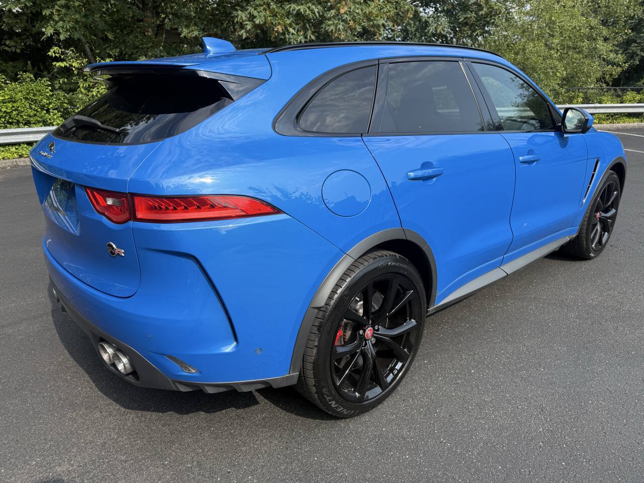 Used 2019 Jaguar F-PACE SVR AWD/4WD image 6