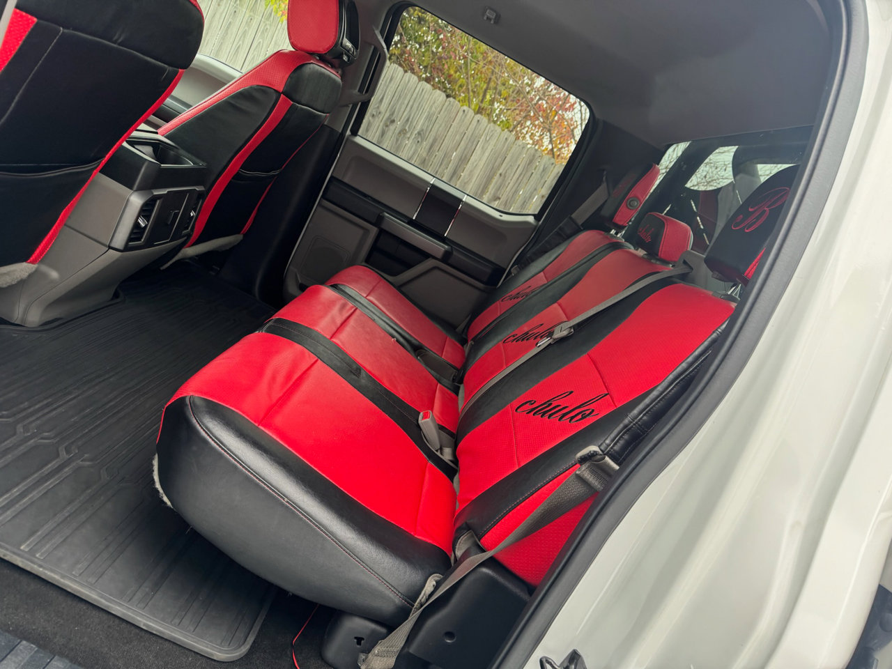 Used 2015 Ford F150 XLT image 26