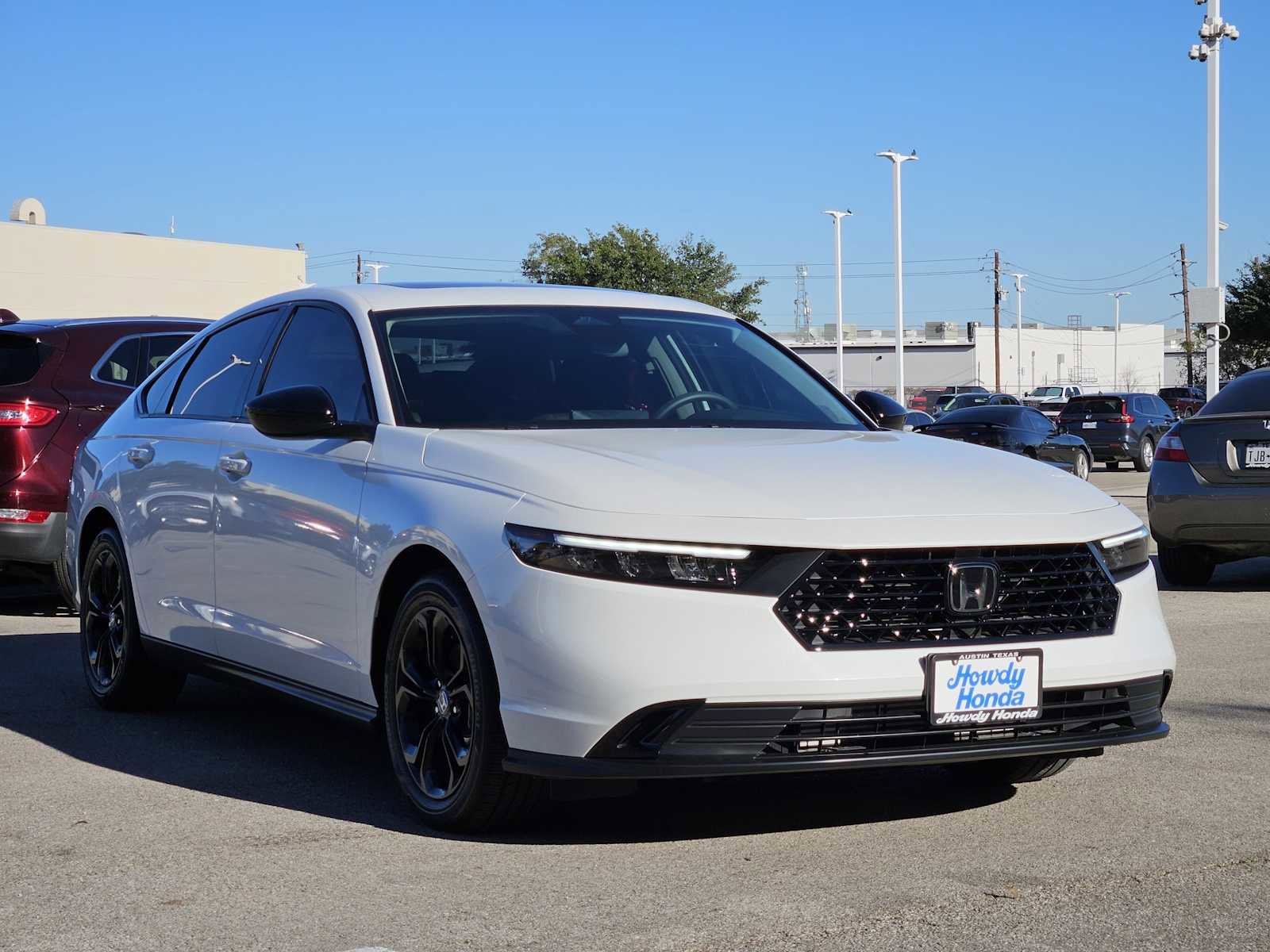 Certified 2025 Honda Accord SE image 3