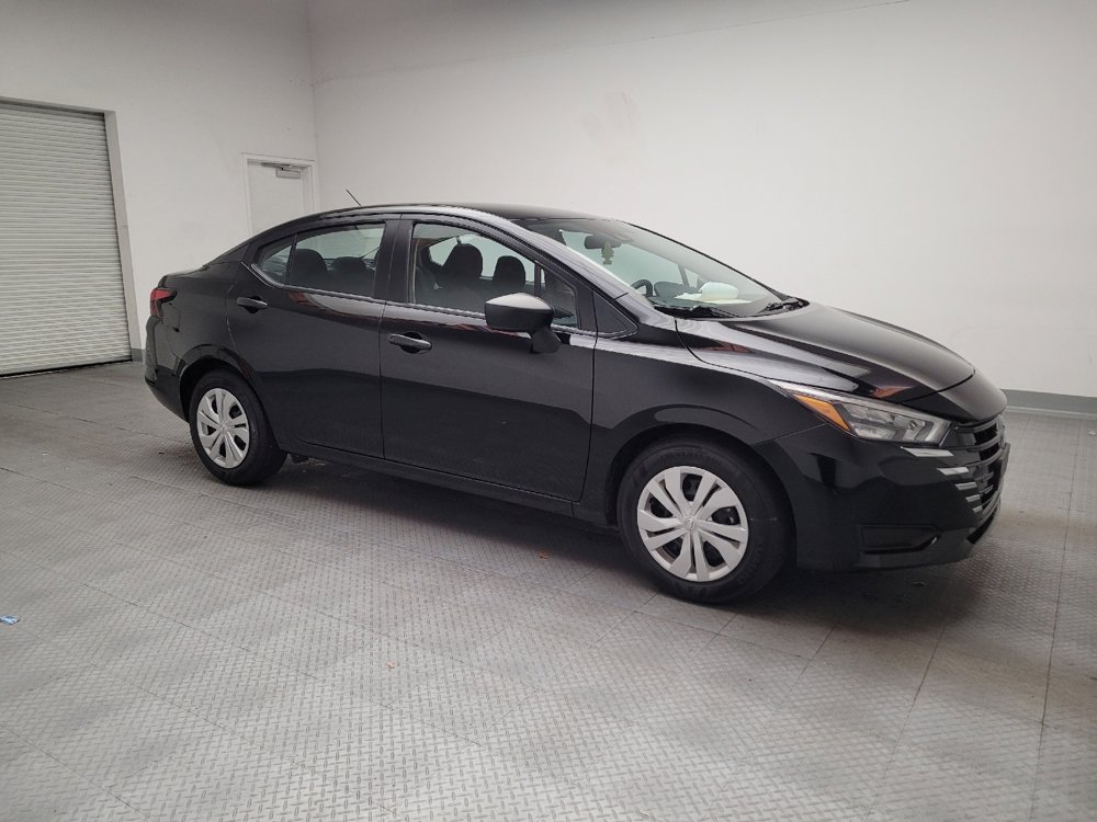 Used 2025 Nissan Versa S image 11