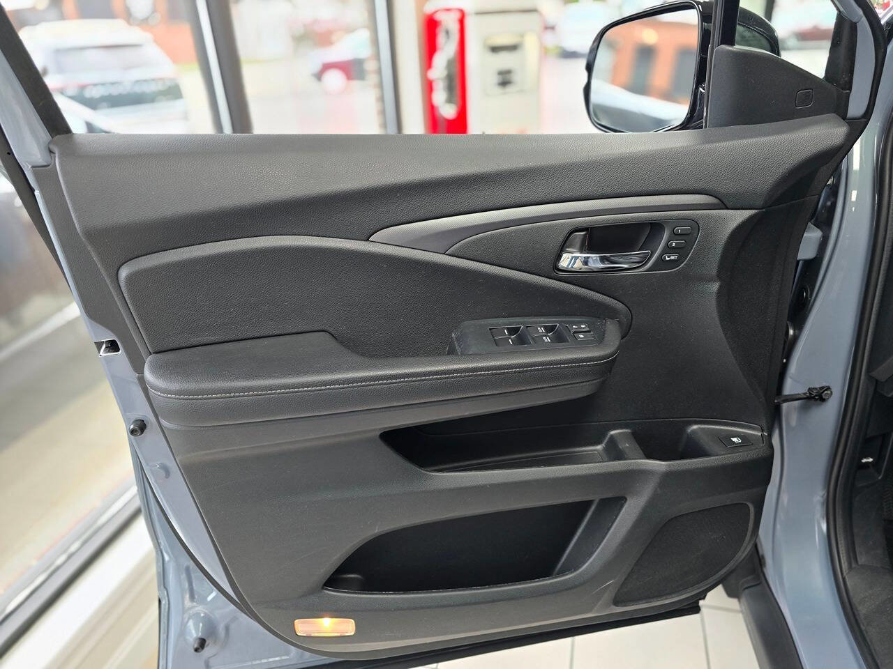 Used 2023 Honda Ridgeline RTL-E image 22