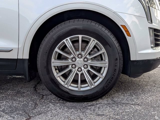 Used 2018 Cadillac XT5 Luxury w/ Driver Awareness Package FWD image 10