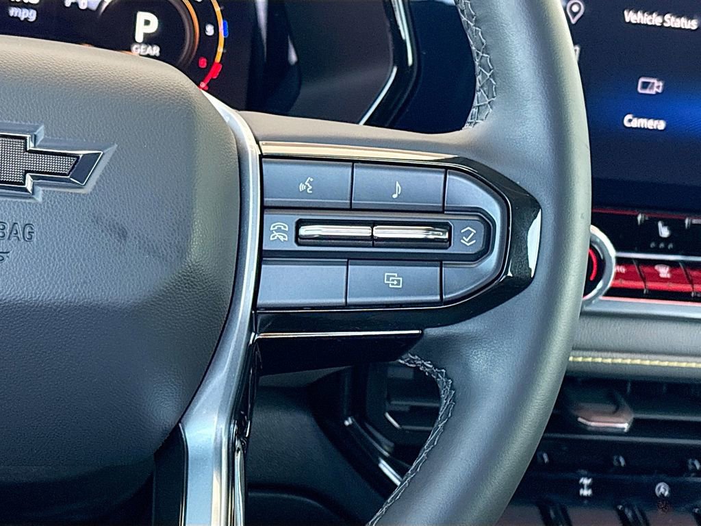 Used 2024 Chevrolet Colorado ZR2 w/ Technology Package image 12