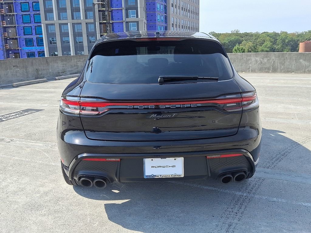 Certified 2025 Porsche Macan image 10