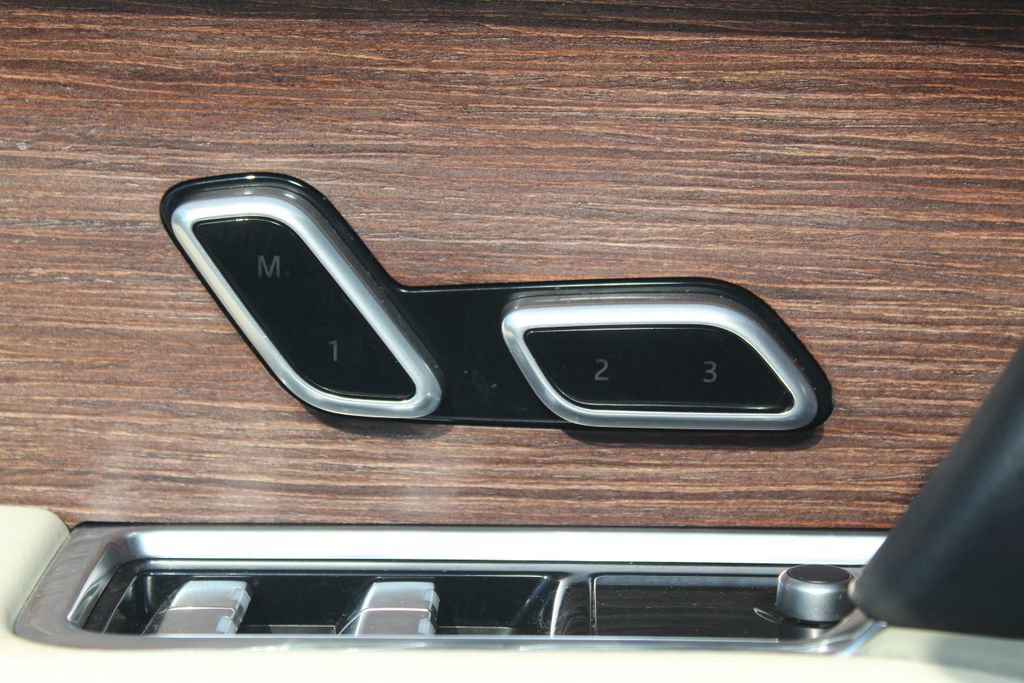 Used 2023 Land Rover Range Rover SE AWD/4WD image 24