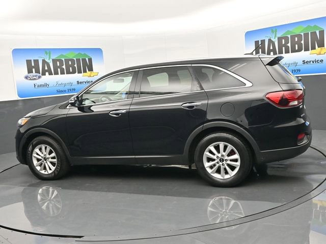 Used 2020 Kia Sorento LX image 3