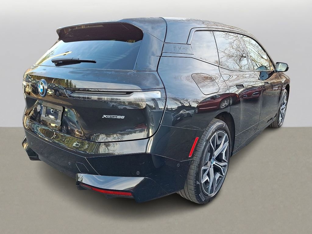 Used 2024 BMW iX xDrive50 w/ Sport Package image 4