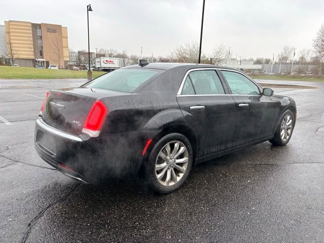 Used 2017 Chrysler 300 C w/ Safetytec Plus Group image 5