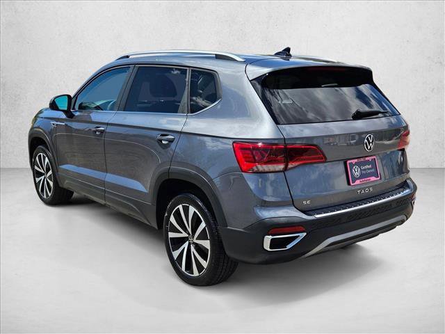 Certified 2023 Volkswagen Taos SE FWD image 8