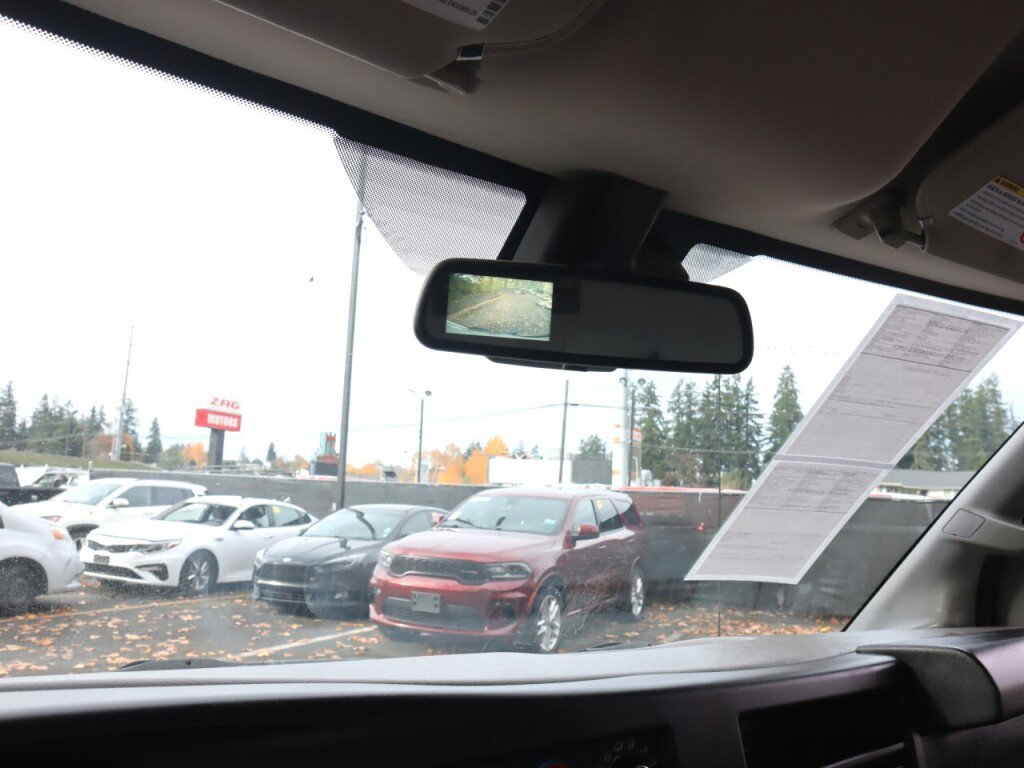 Used 2019 GMC Savana 3500 Extended w/ Driver Convenience Package image 14