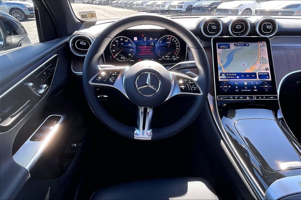 Certified 2025 Mercedes-Benz GLC 350e 4MATIC image 5