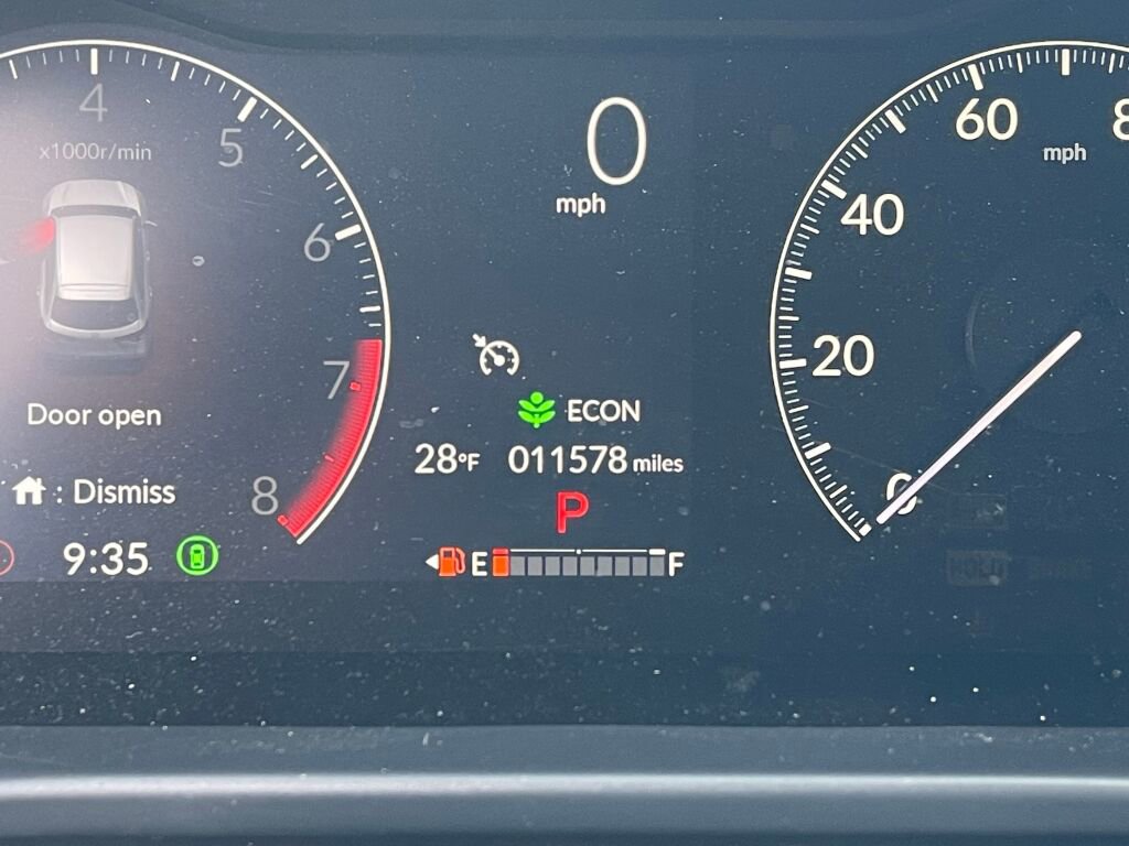 Certified 2024 Honda HR-V LX image 3