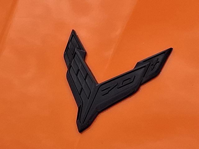 Used 2024 Chevrolet Corvette Stingray Convertible w/ Z51 Performance Package RWD image 10