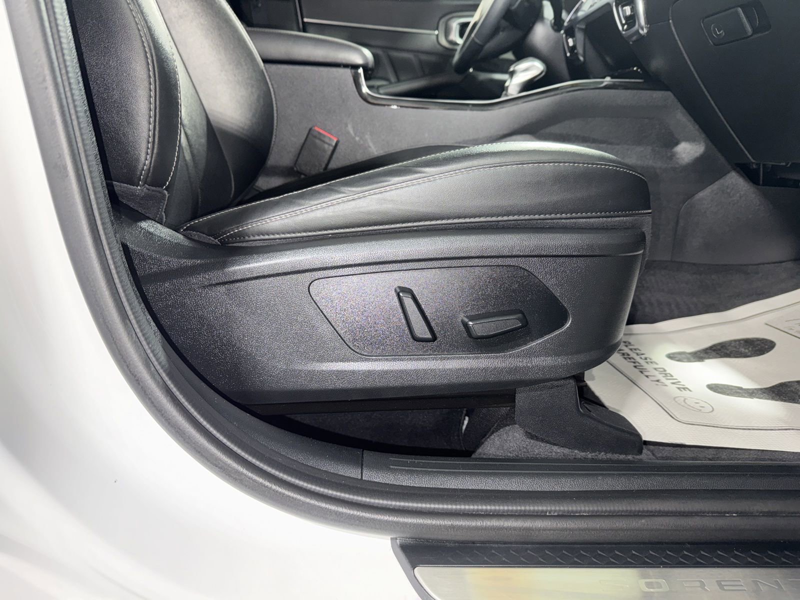 Used 2022 Kia Sorento SX FWD image 11