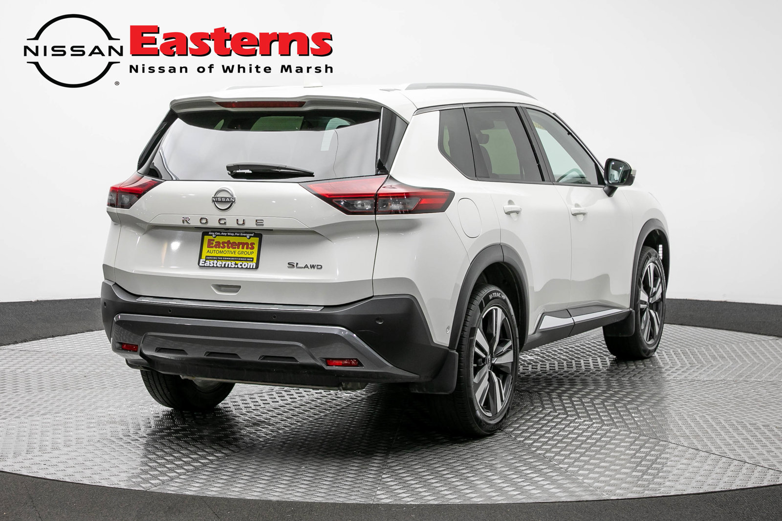 Used 2023 Nissan Rogue SL w/ SL Premium Package AWD/4WD image 5