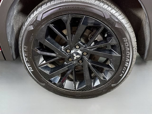 Used 2024 Mitsubishi Outlander SE Black Edition AWD/4WD image 32