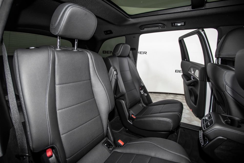 Used 2022 Mercedes-Benz GLS 450 4MATIC image 19