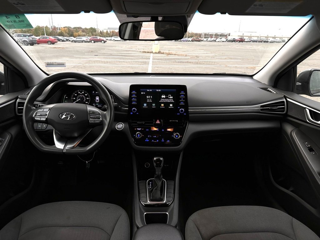 Used 2020 Hyundai Ioniq Blue image 10