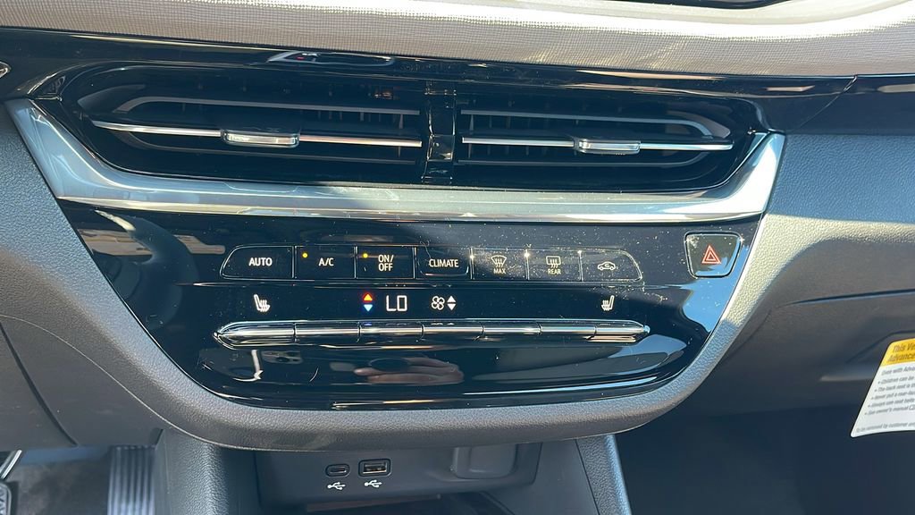 New 2025 Buick Envista Avenir image 20