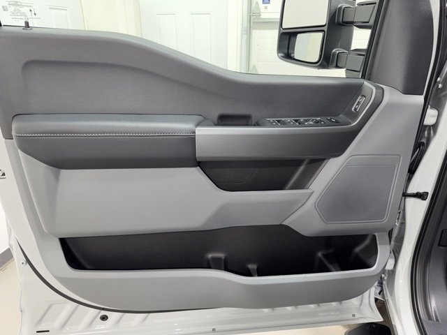 New 2026 Ford F350 XLT image 11