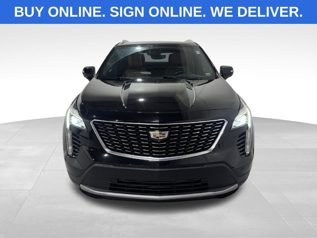 Used 2022 Cadillac XT4 Premium Luxury w/ Enhanced Visibility Package AWD/4WD image 11