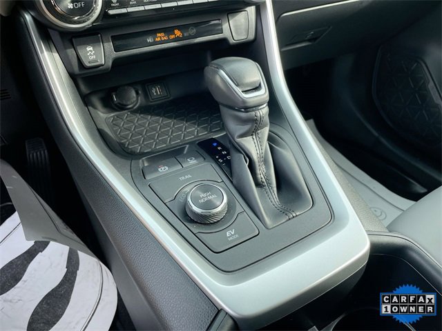 Used 2023 Toyota RAV4 XLE Premium image 21