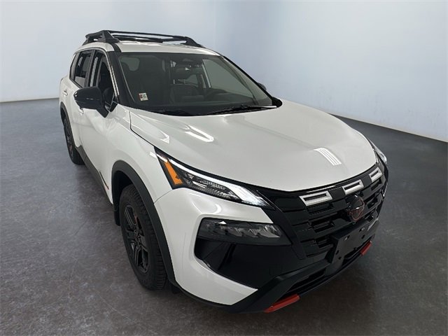 New 2026 Nissan Rogue SV w/ Rock Creek Premium Package