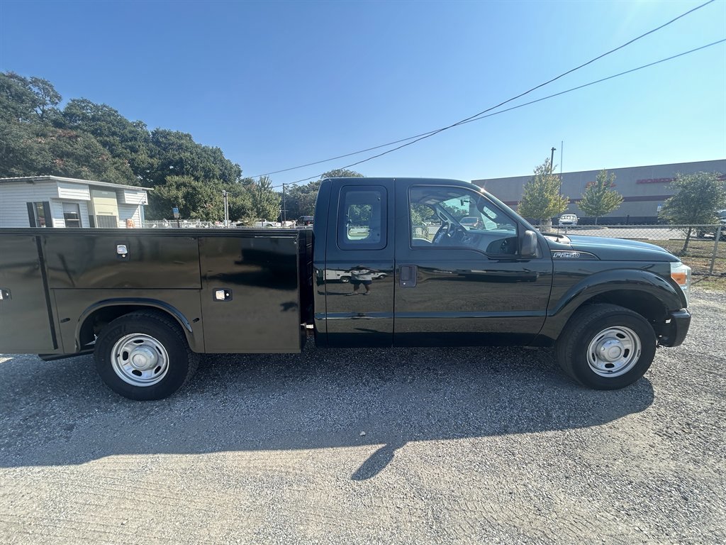 Used 2016 Ford F250 XL image 4