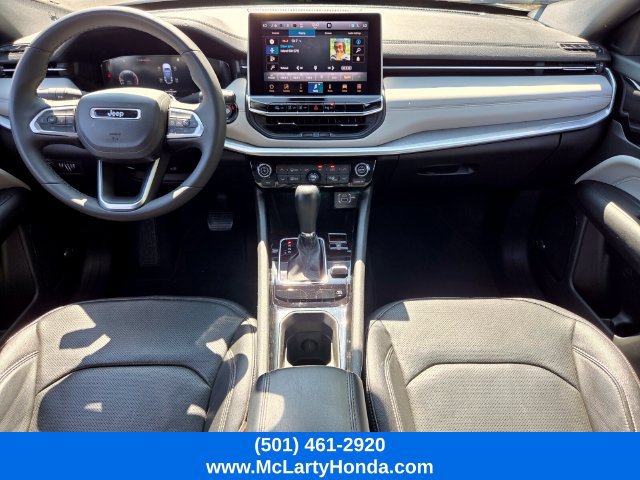 Used 2025 Jeep Compass Limited w/ Elite Group AWD/4WD image 14