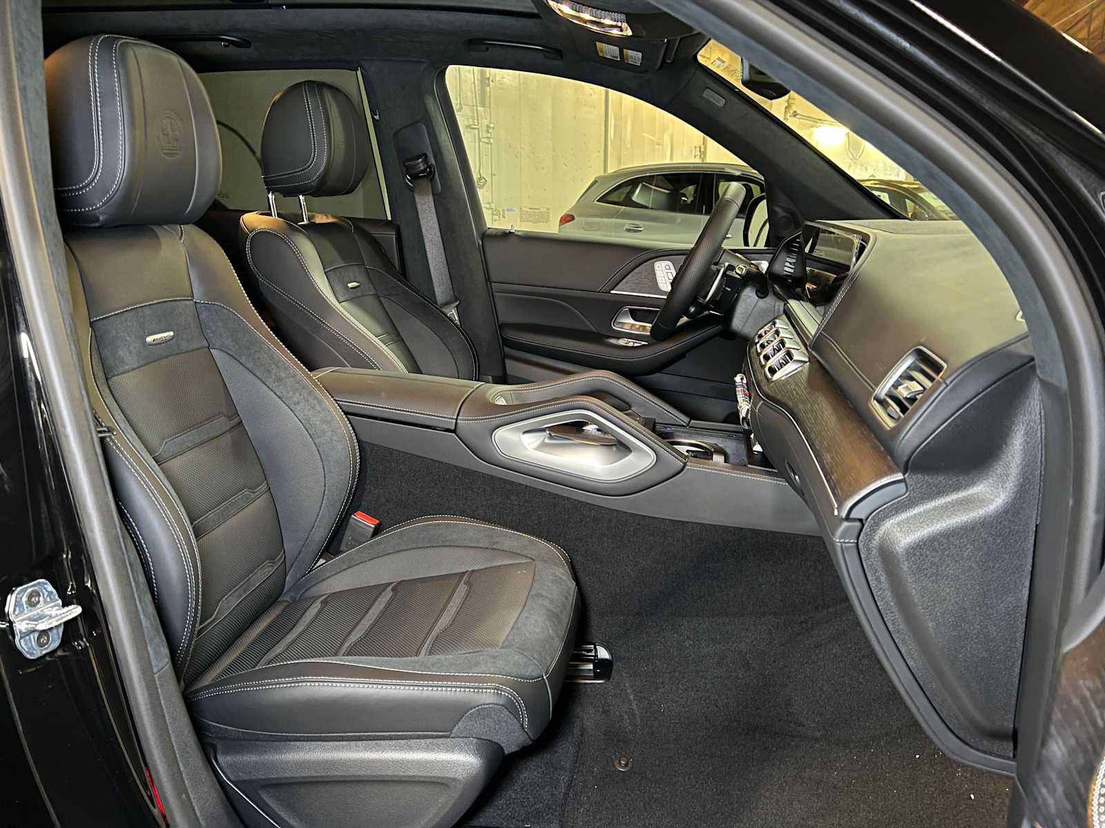 New 2026 Mercedes-Benz GLE 63 AMG S image 12