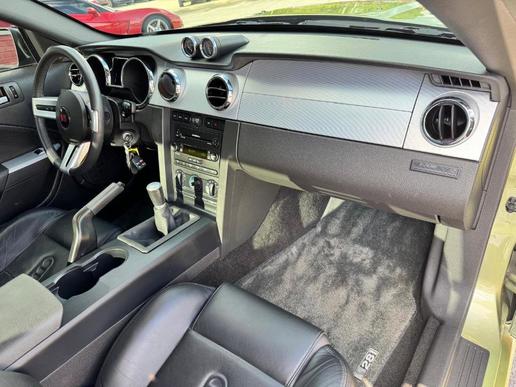 Used 2006 Ford Mustang GT image 24