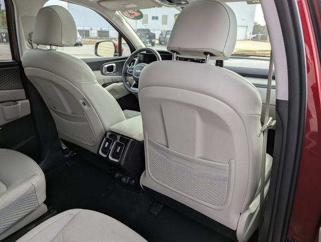 Used 2023 Kia Sorento SX Prestige image 27