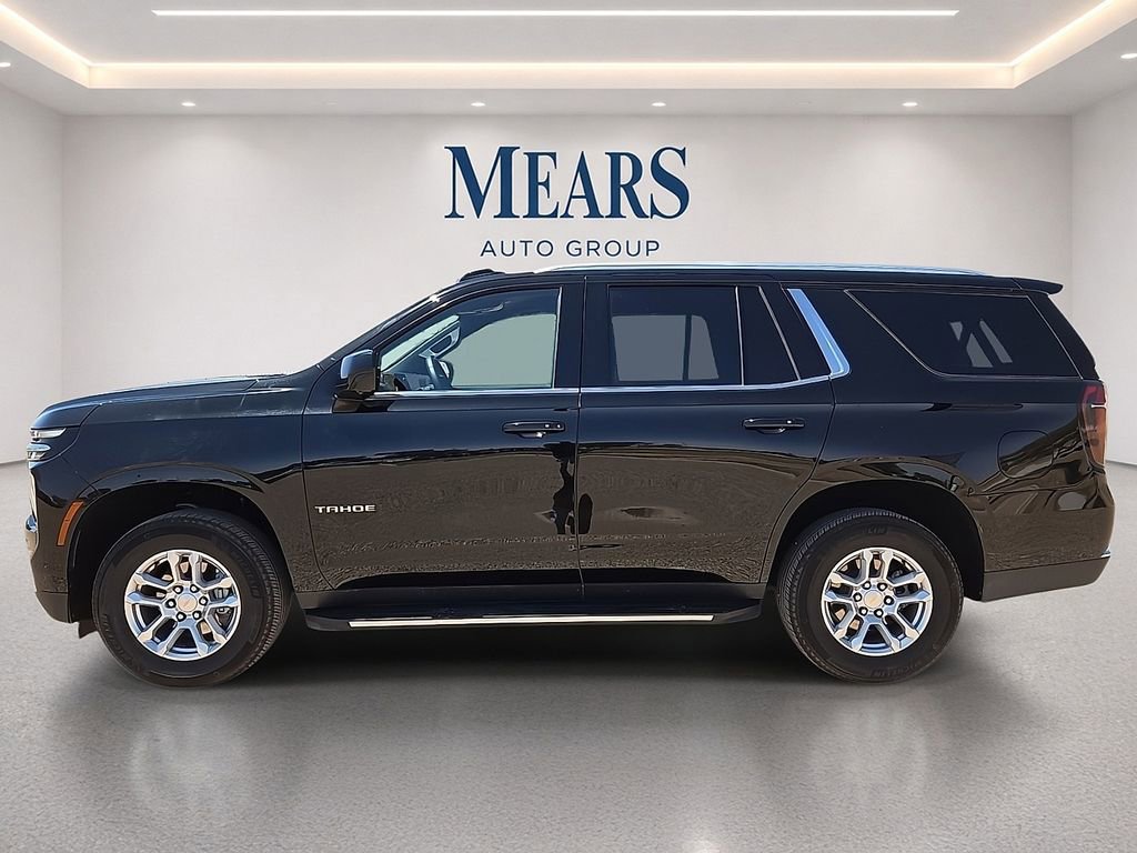 Used 2025 Chevrolet Tahoe LT AWD/4WD image 2