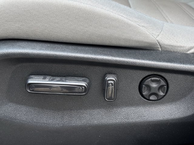 Used 2020 Honda CR-V EX image 28