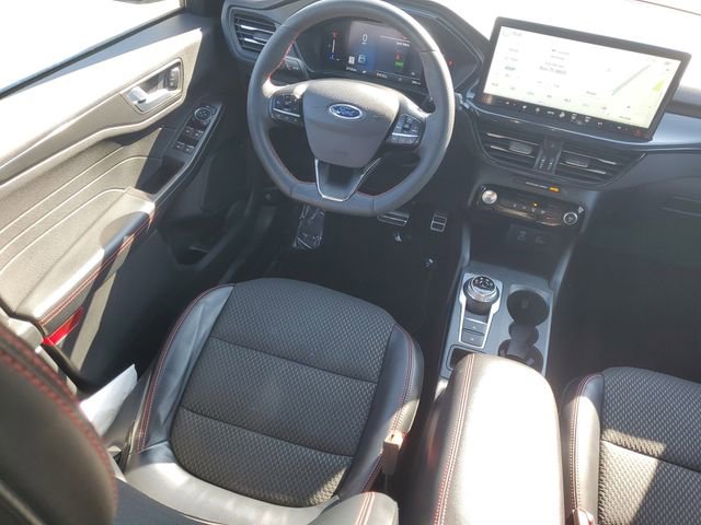 Certified 2023 Ford Escape ST-Line w/ Tech Pack #1 AWD/4WD image 32
