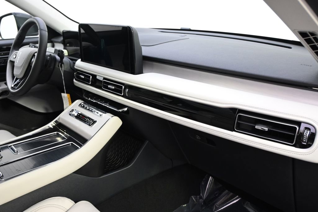New 2026 Lincoln Aviator Reserve image 15